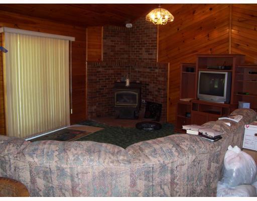 3705 North Balsiger Road Vandergrift, PA 15690 - Photo 3 of 5 Den/Family/Great Room.