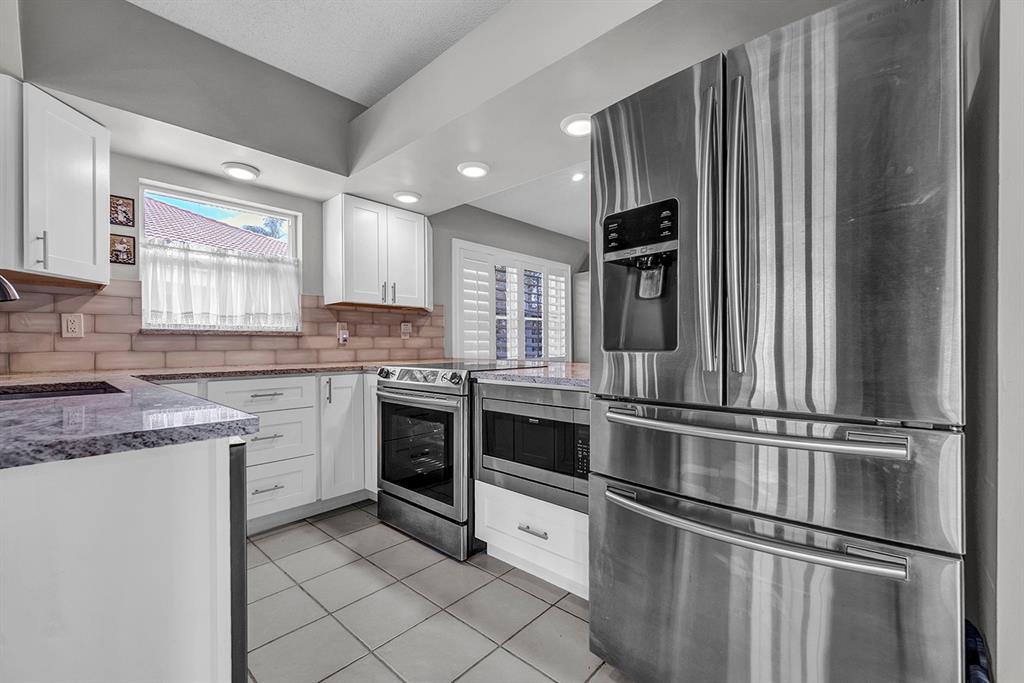 11001 Lakemore Lane, Unit C Boca Raton, FL 33498 - Photo 12 of 53