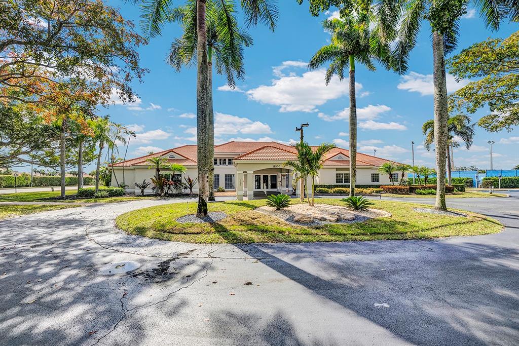 11001 Lakemore Lane, Unit C Boca Raton, FL 33498 - Photo 30 of 53 Clubhouse
