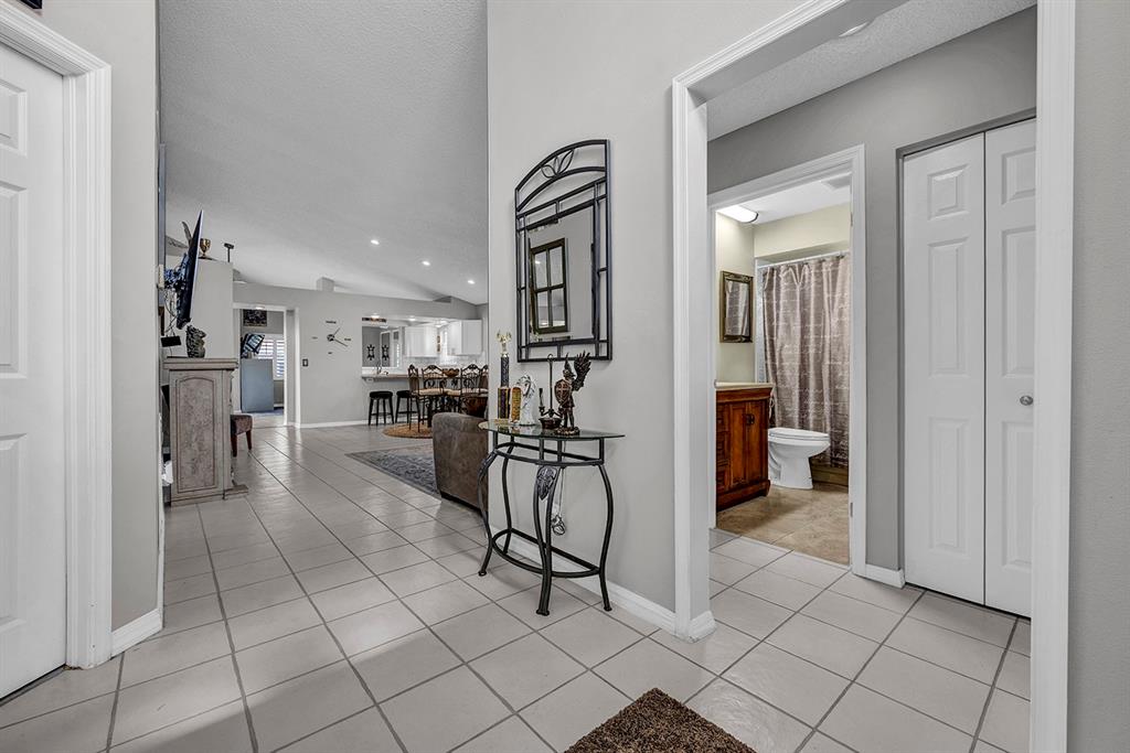 11001 Lakemore Lane, Unit C Boca Raton, FL 33498 - Photo 5 of 53