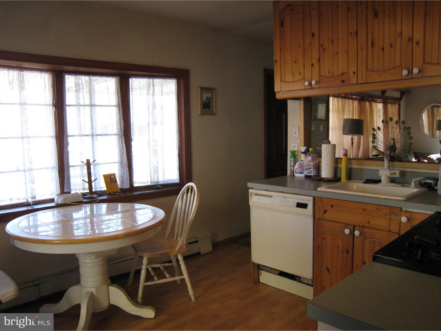 2830 Newberry Road Philadelphia, PA 19154 - Photo 8 of 14 Gallery Image 8