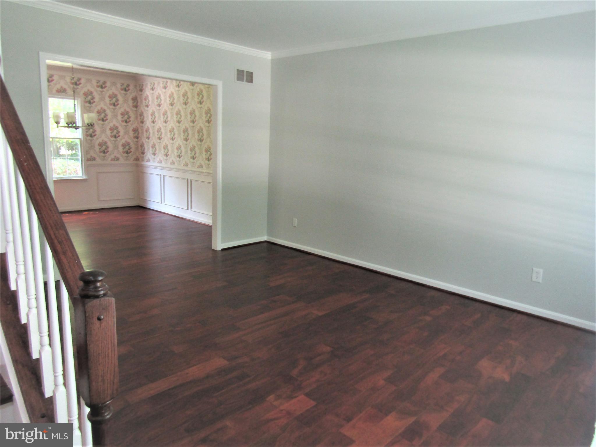 1412 Bay Head Road Annapolis, MD 21409 - Photo 14 of 52 Gleaming Hardwood Floors