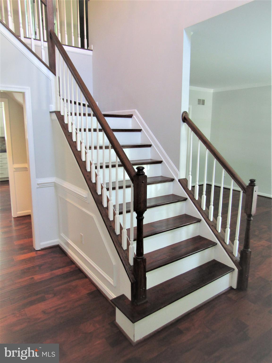 1412 Bay Head Road Annapolis, MD 21409 - Photo 15 of 52 Custom Staircase