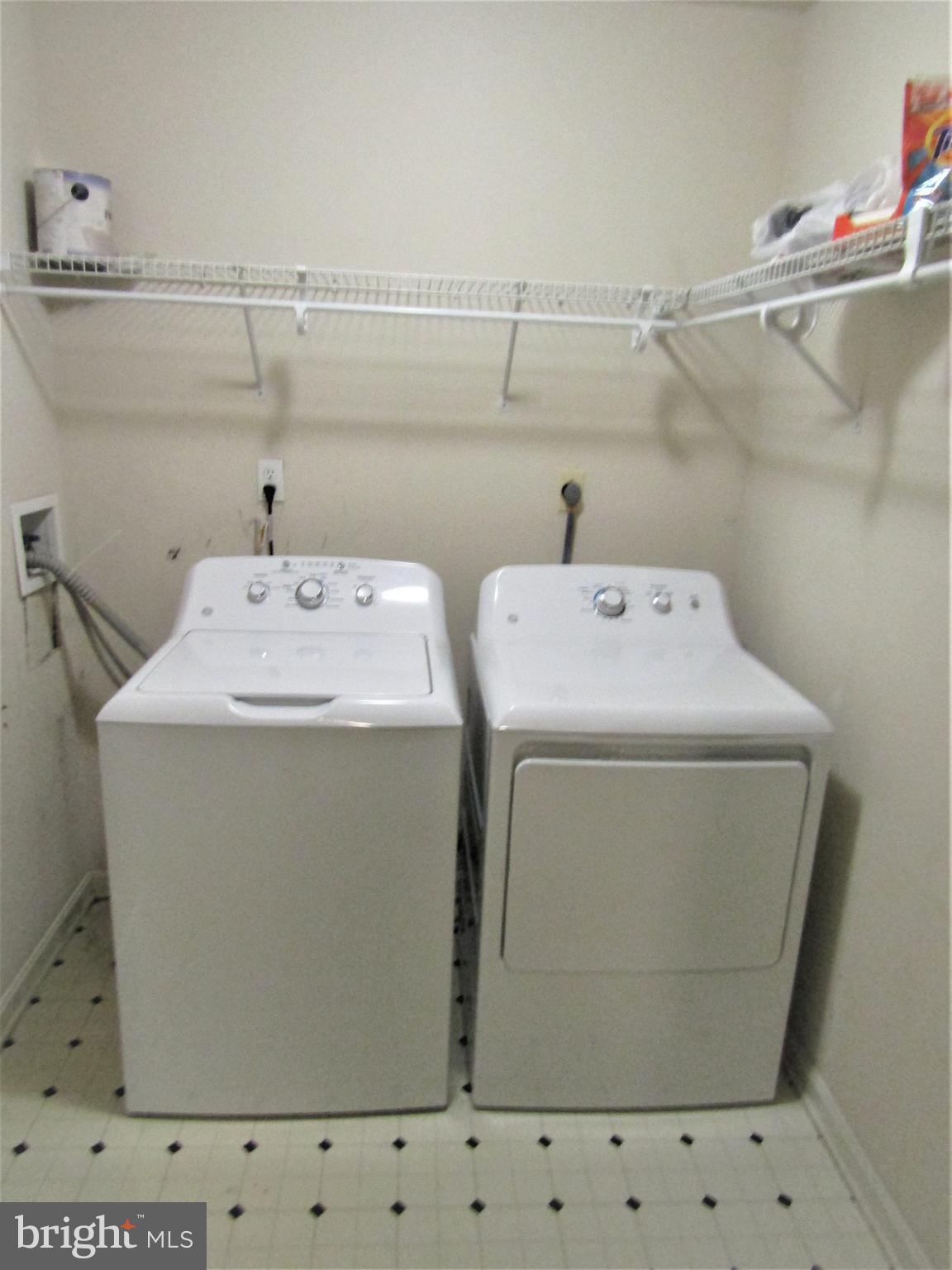 1412 Bay Head Road Annapolis, MD 21409 - Photo 35 of 52 Laundry on Upper Level