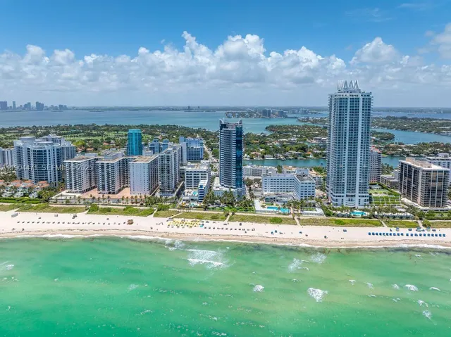 $6,500 | 6301 Collins Avenue, Unit 1405, Miami Beach, FL 33141