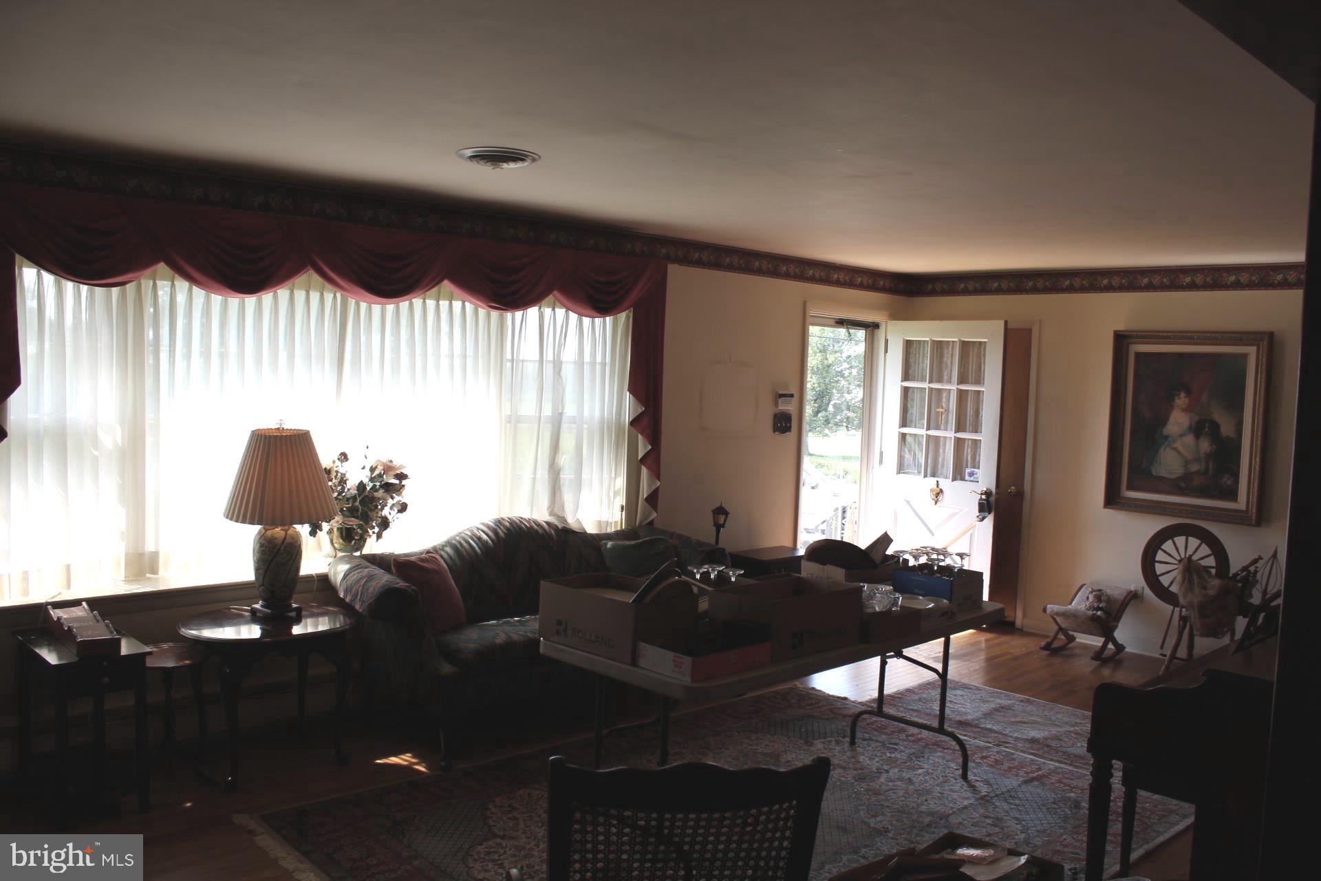 1663 County Line Road Bechtelsville, PA 19505 - Photo 13 of 37 Gallery Image 13