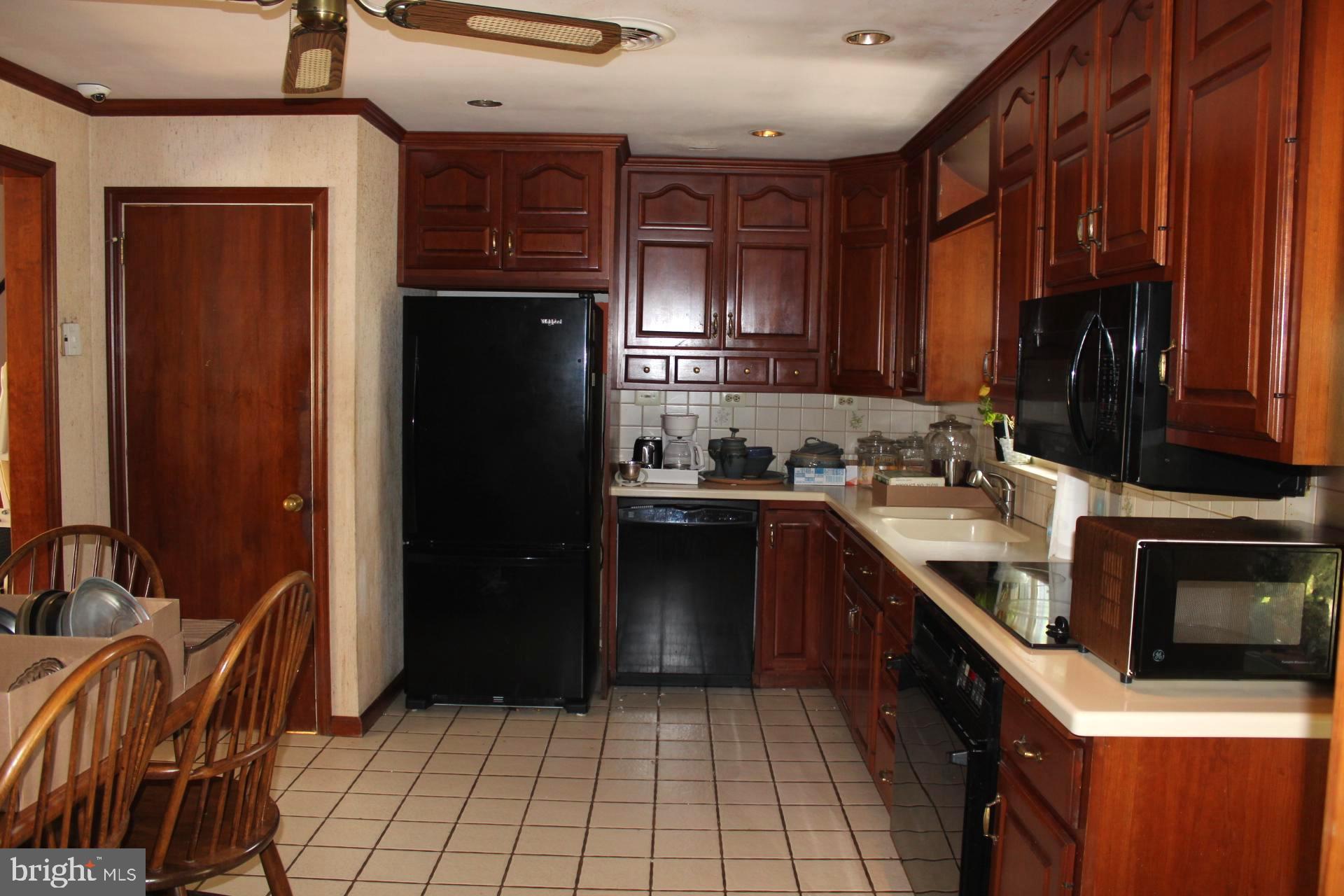 1663 County Line Road Bechtelsville, PA 19505 - Photo 20 of 37 Gallery Image 20