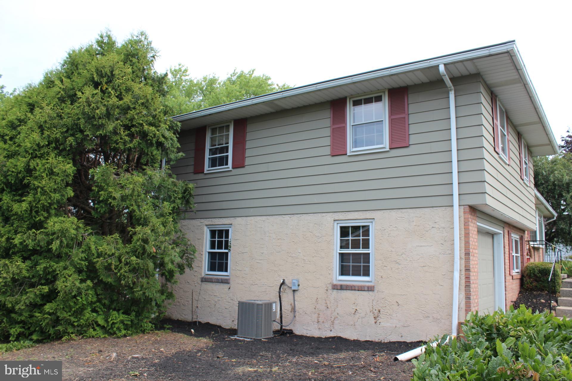 1663 County Line Road Bechtelsville, PA 19505 - Photo 10 of 37 Gallery Image 10