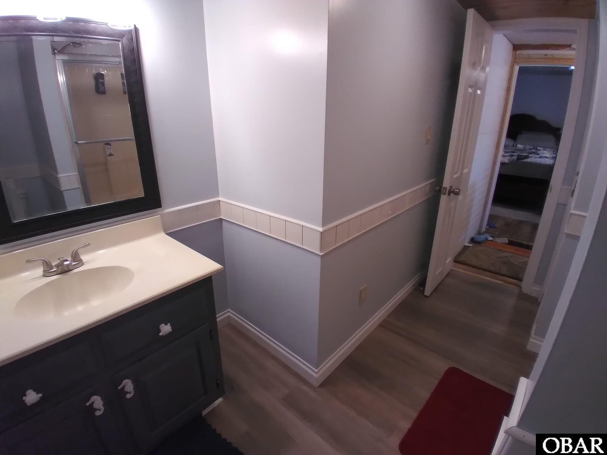 524 Aydlett Road Aydlett, NC 27916 - Photo 33 of 50 Upstairs bath