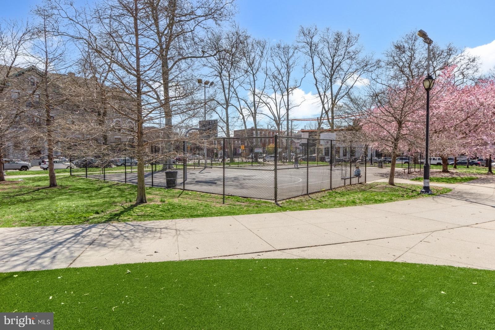 1701 South 4th Street, Unit 407 Philadelphia, PA 19148 - Photo 26 of 31 a view of a park with large trees