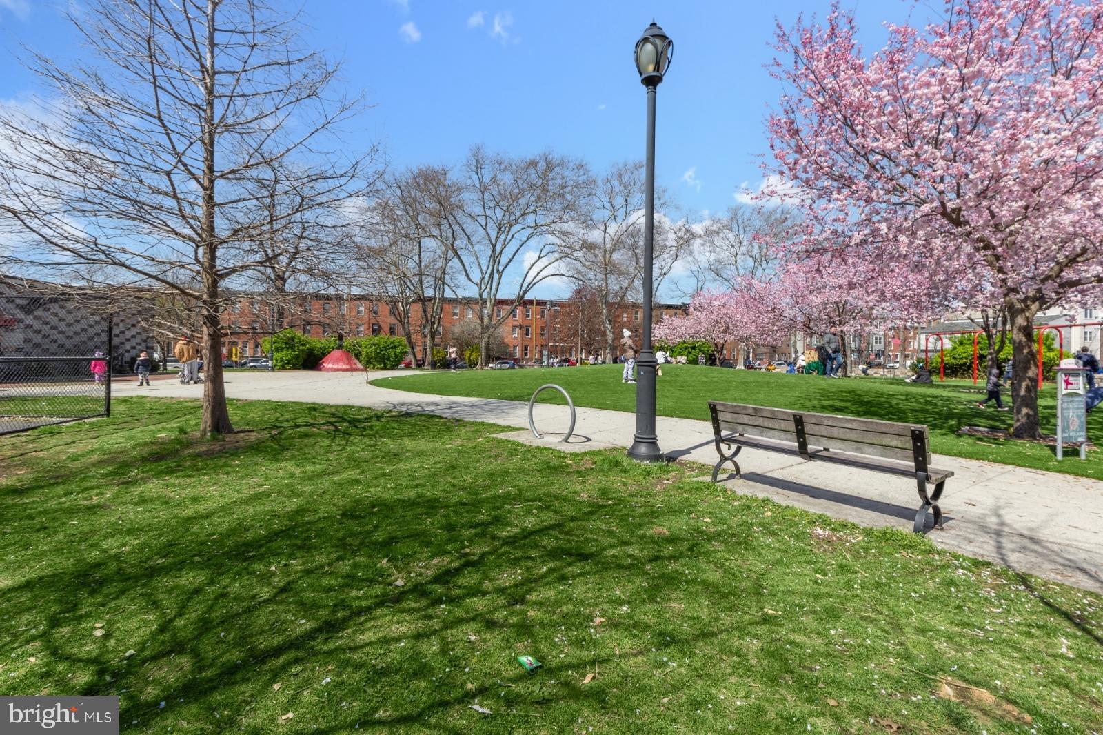 1701 South 4th Street, Unit 407 Philadelphia, PA 19148 - Photo 27 of 31 a view of a park with large trees