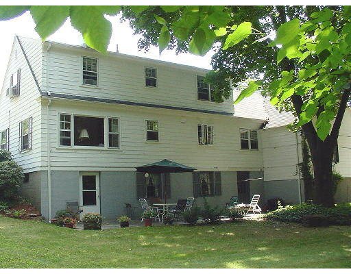 15 Brookshire Road Worcester, MA 01609 - Photo 2 of 5 Gallery Image 2