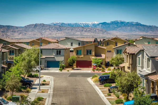 $490,000 | 3831 Berenices Avenue, North Las Vegas, NV 89084