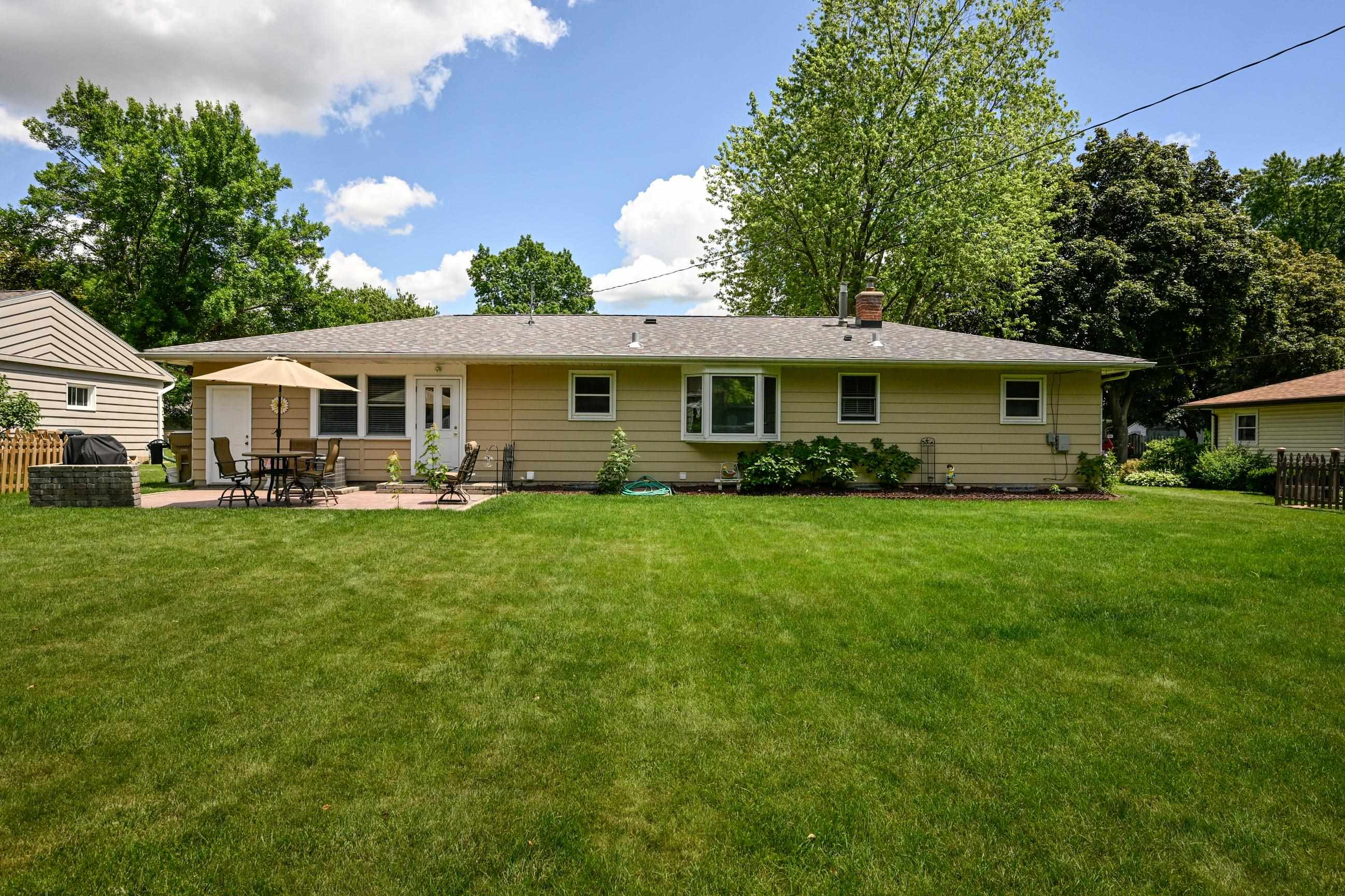 1610 Homberg Lane Madison, WI 53716 - Photo 39 of 46