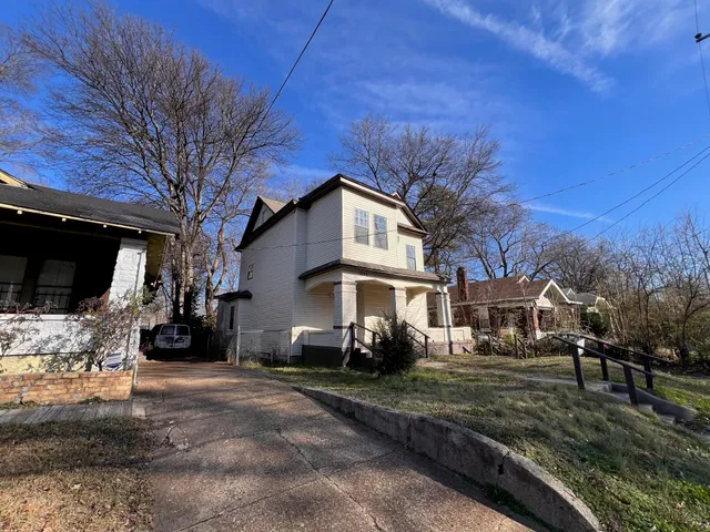 $129,900 | 1694 Walker Avenue, Memphis, TN 38114