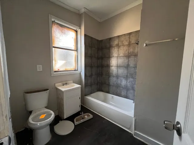 $129,900 | 1694 Walker Avenue, Memphis, TN 38114