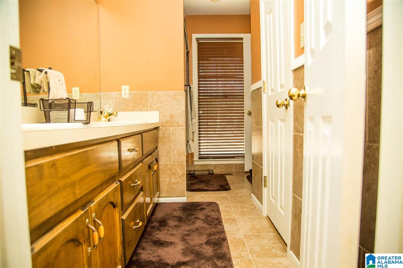 1716 Winewood Road Birmingham, AL 35215 - Photo 24 of 39