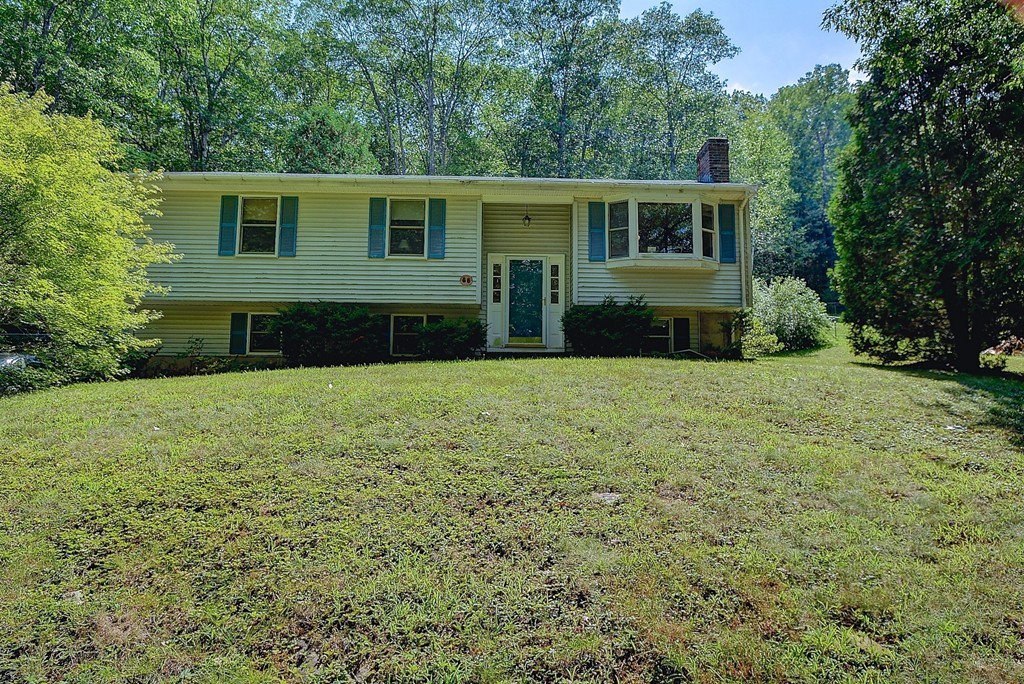 88 Vinton Road Holland, MA 01521 - Photo 3 of 13