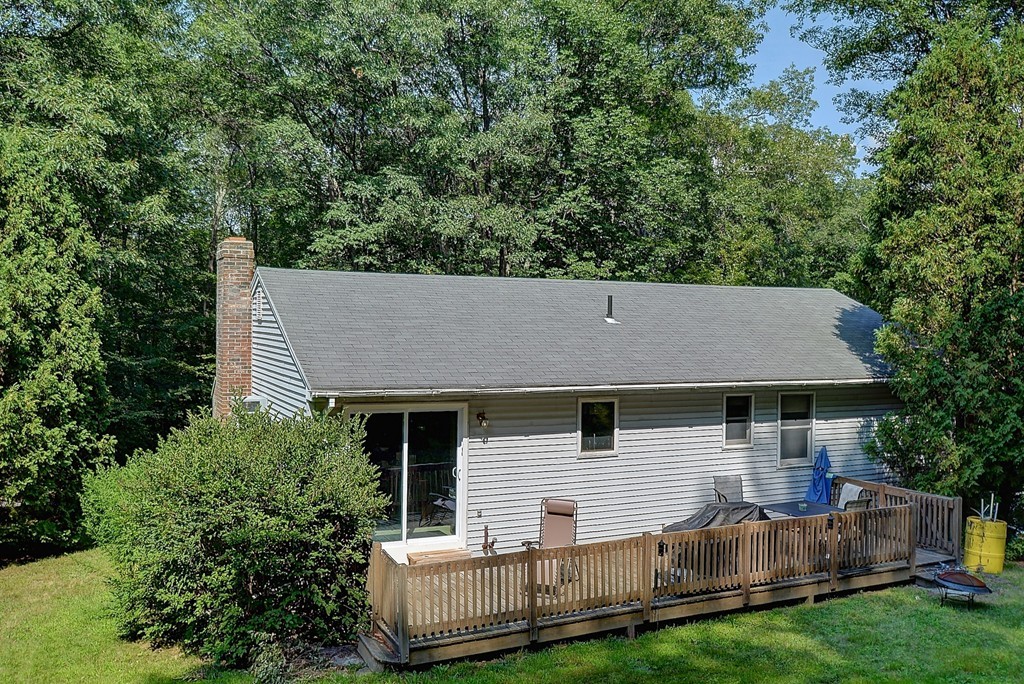 88 Vinton Road Holland, MA 01521 - Photo 4 of 13
