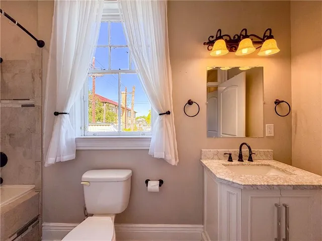 $4,500 | 3141 Laurel Street, New Orleans, LA 70115