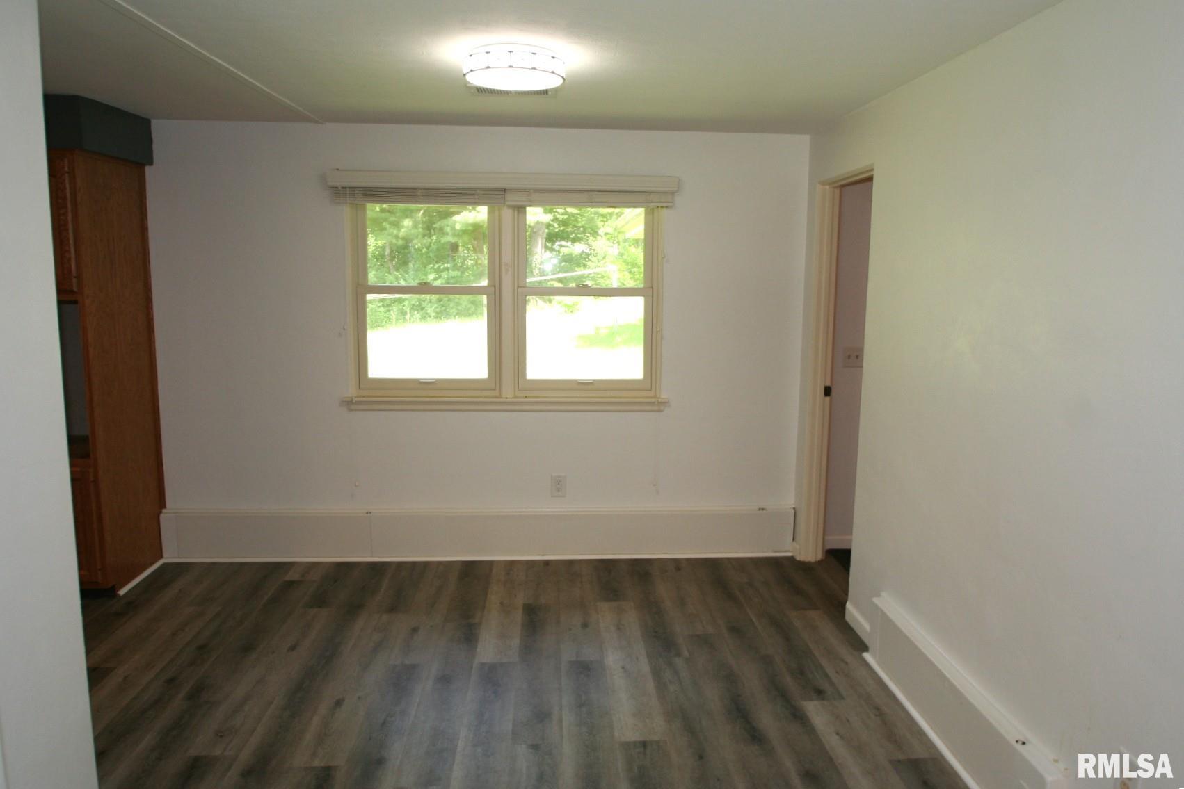 29724 Allentown Road Mackinaw, IL 61755 - Photo 9 of 42