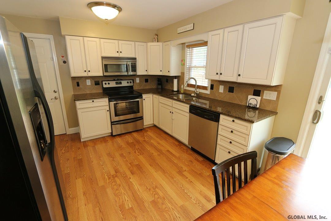 1135 Fort Hunter Road Rotterdam, NY 12303 - Photo 3 of 21 Photo 3