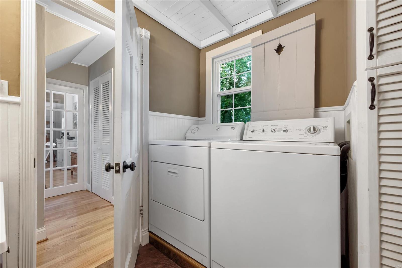 129 Darst Road St. Louis, MO 63135 - Photo 17 of 21