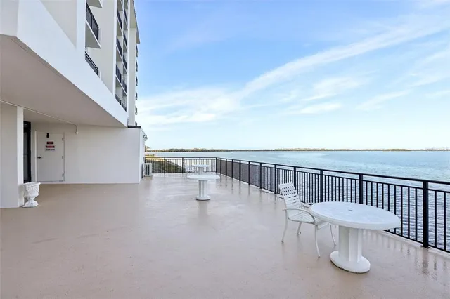 $375,000 | 9 Haig Place, Unit 704, Dunedin, FL 34698