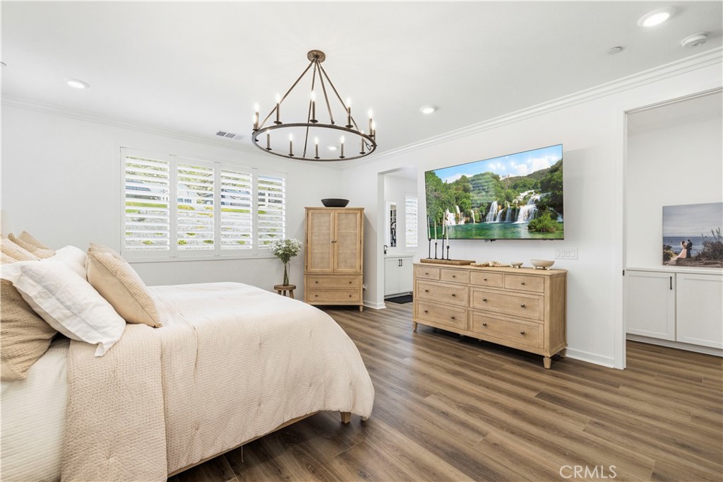 28445 Sunny Ridge Terrace Castaic, CA 91384 - Photo 33 of 74 Primary Bedroom Suite