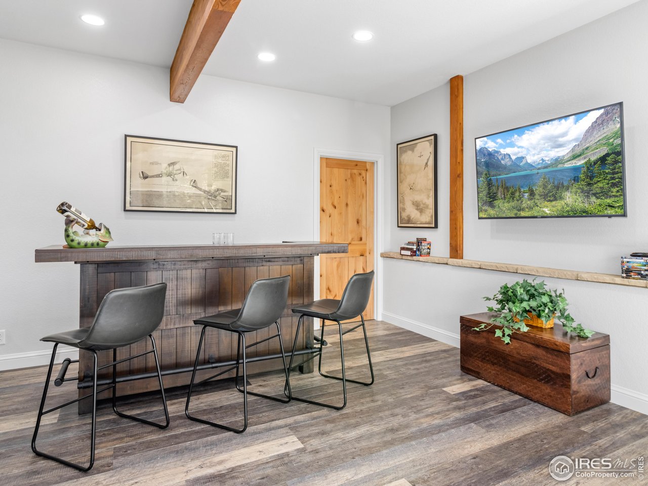 1267 Upper Venner Road Estes Park, CO 80517 - Photo 30 of 44 a dining room with furniture and window