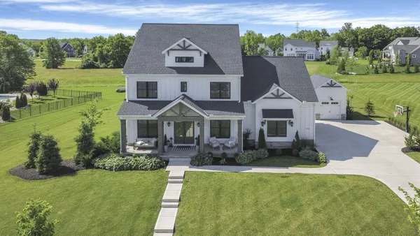 $1,550,000 | 1763 Scenic Bluff Court, Delaware, OH 43015