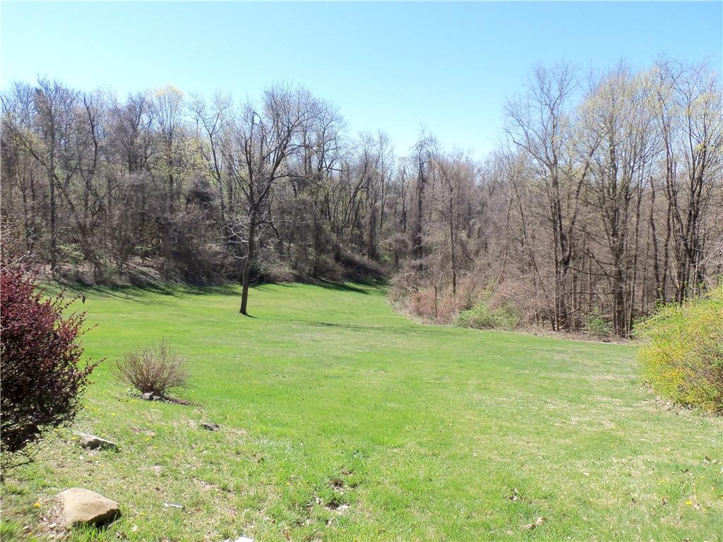 28 Linden Road Canonsburg, PA 15317 - Photo 3 of 23 Gallery Image 3