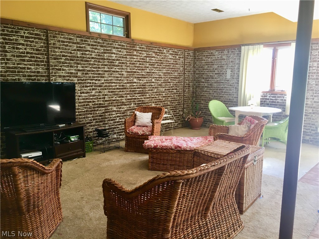 17801 Ridge Road North Royalton, OH 44133 - Photo 29 of 35