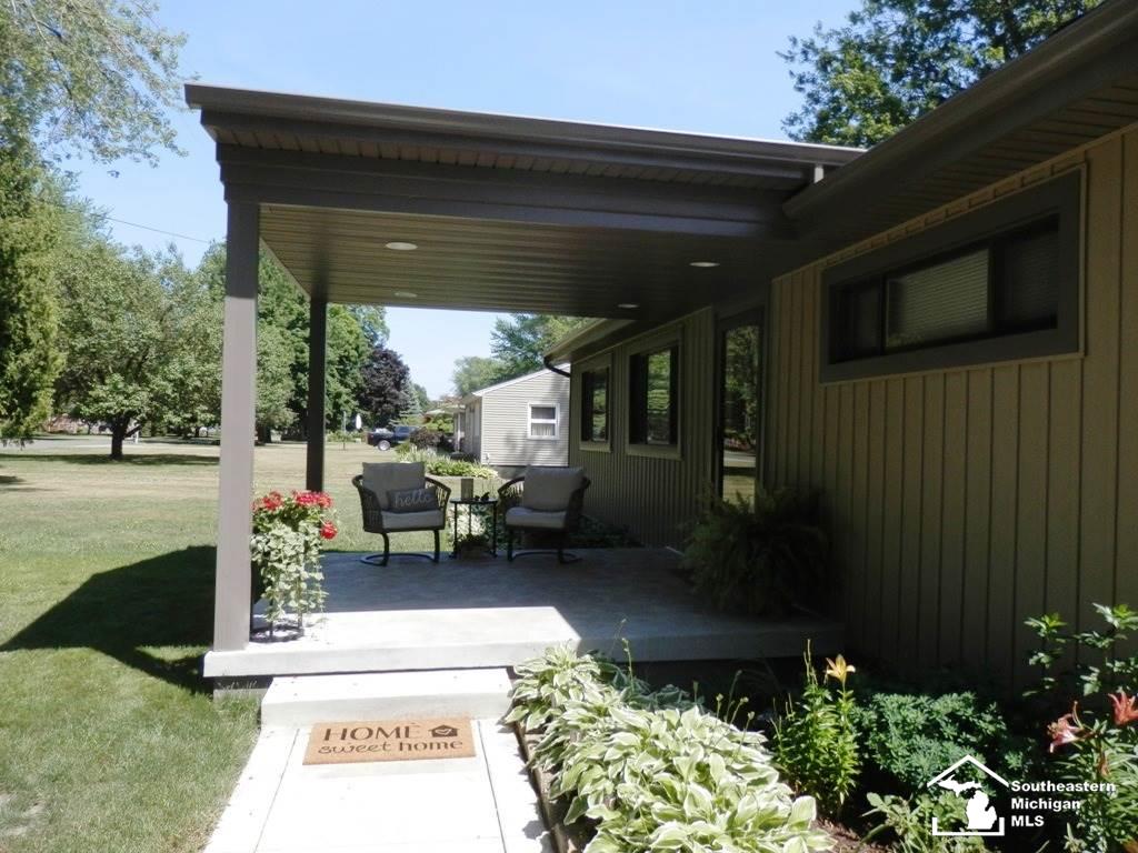 525 Lasalle Road Monroe, MI 48162 - Photo 3 of 39 Relax and Enjoy
