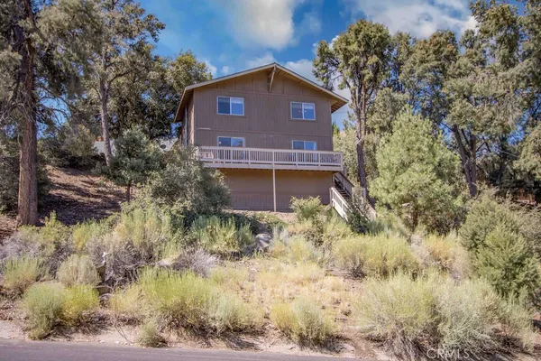 $1,900 | 2441 Innsbruck Court, Pine Mountain Club, CA 93222
