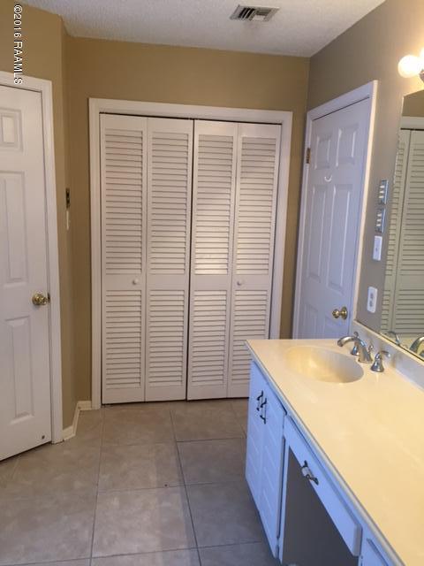 709 Canberra Road Lafayette, LA 70503 - Photo 11 of 13 IMG_1748