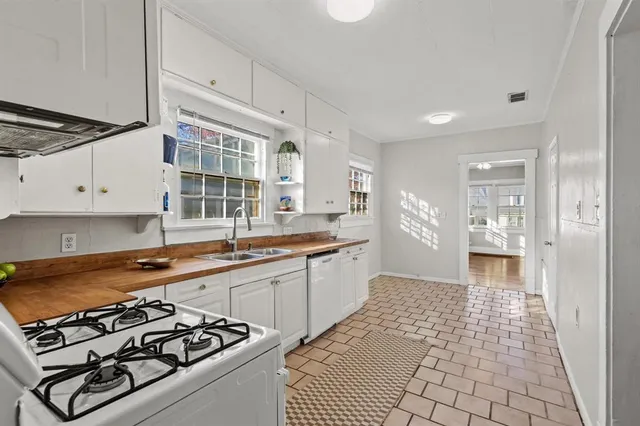 $179,900 | 1310 West Morton Street, Denison, TX 75020