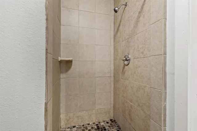 $179,900 | 1310 West Morton Street, Denison, TX 75020