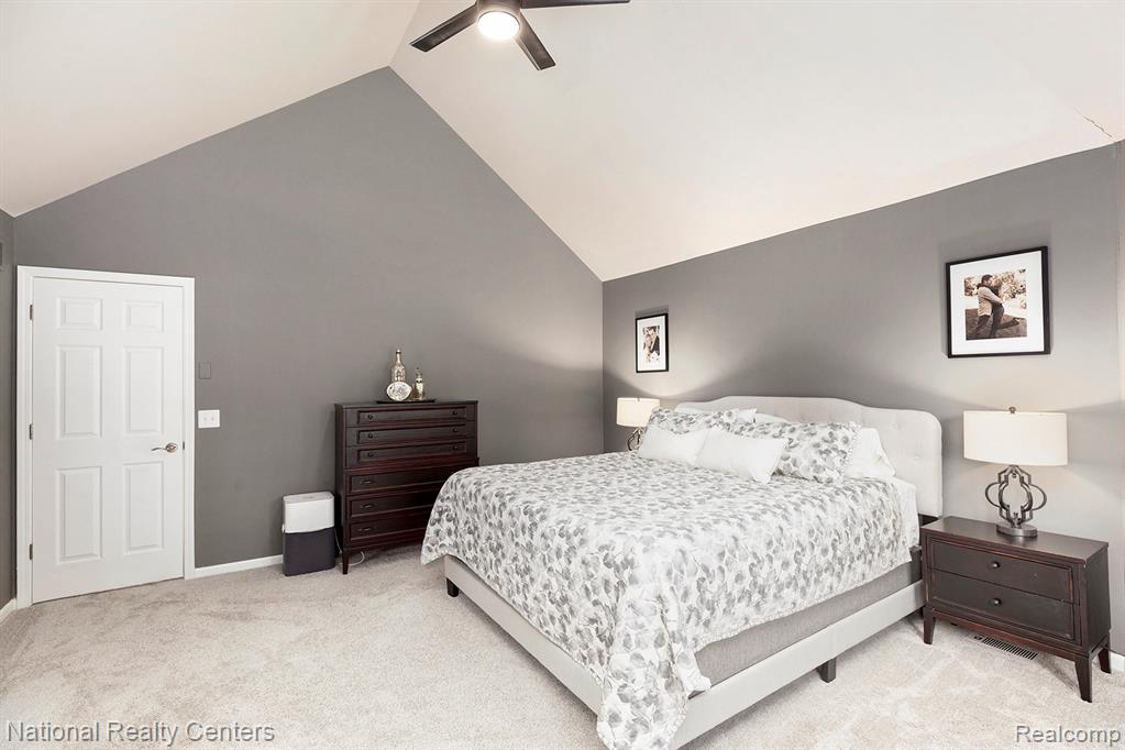 2076 Reagan Drive Rochester Hills, MI 48309 - Photo 15 of 31