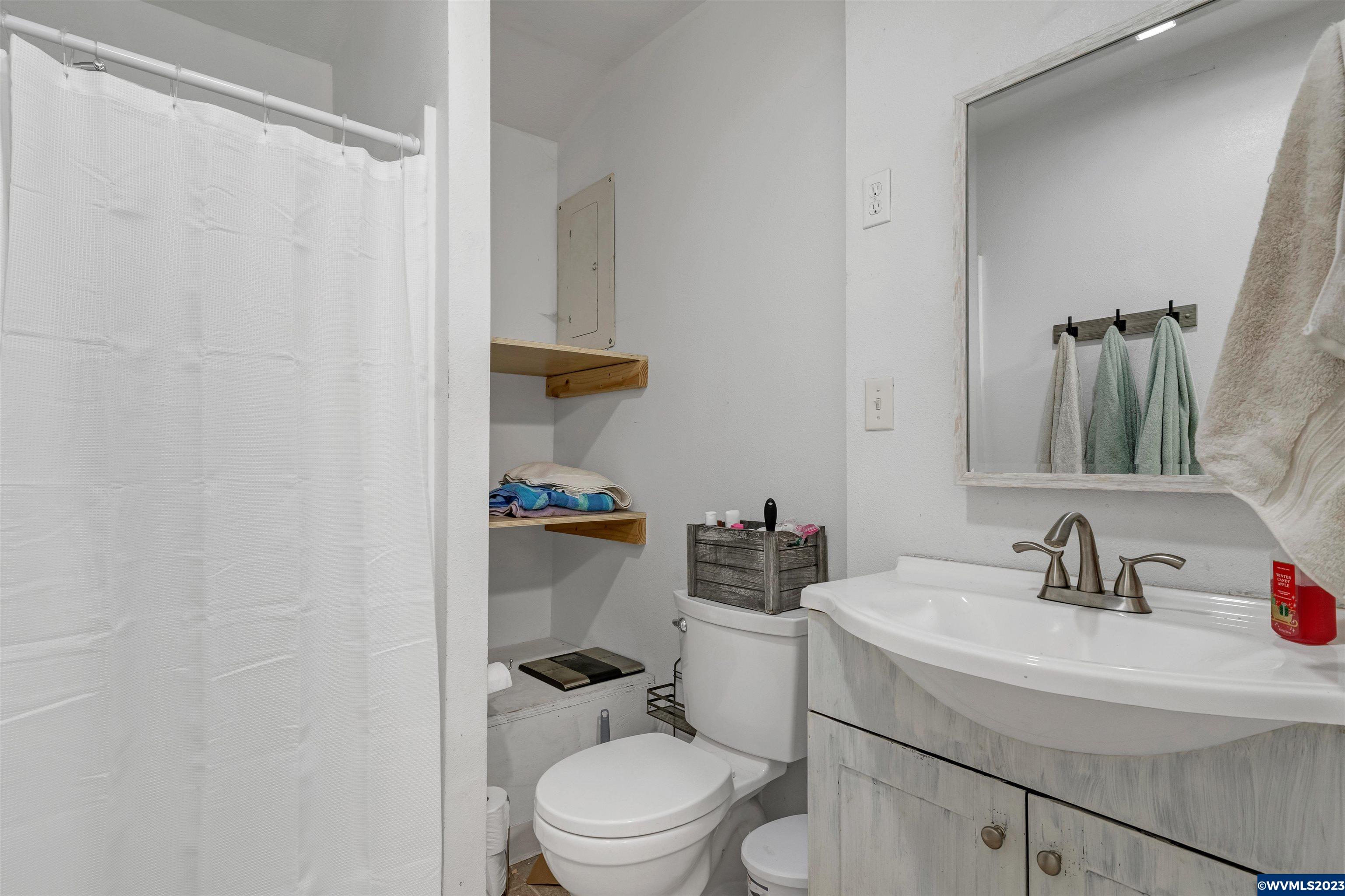 1273 Southeast Howe Street Dallas, OR 97338 - Photo 27 of 36 Gallery Image 27