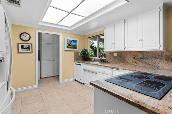 $974,900 | 1600 Helena Lane, Redlands, CA 92373