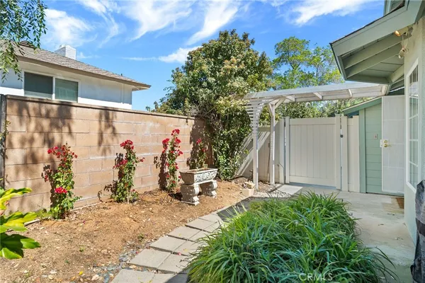 $974,900 | 1600 Helena Lane, Redlands, CA 92373