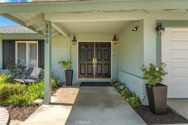 $974,900 | 1600 Helena Lane, Redlands, CA 92373