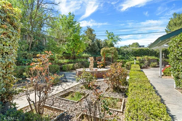 $974,900 | 1600 Helena Lane, Redlands, CA 92373