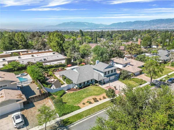 $974,900 | 1600 Helena Lane, Redlands, CA 92373