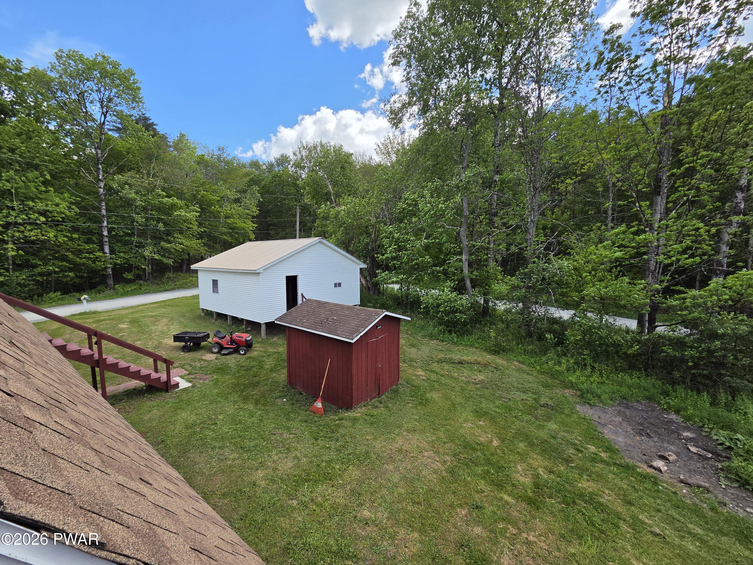 5 Bunting Road Honesdale, PA 18431 - Photo 3 of 32