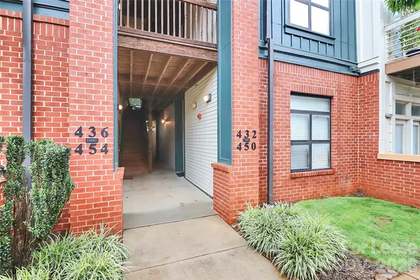 $2,300 | 450 New Bern Station Court, Charlotte, NC 28209