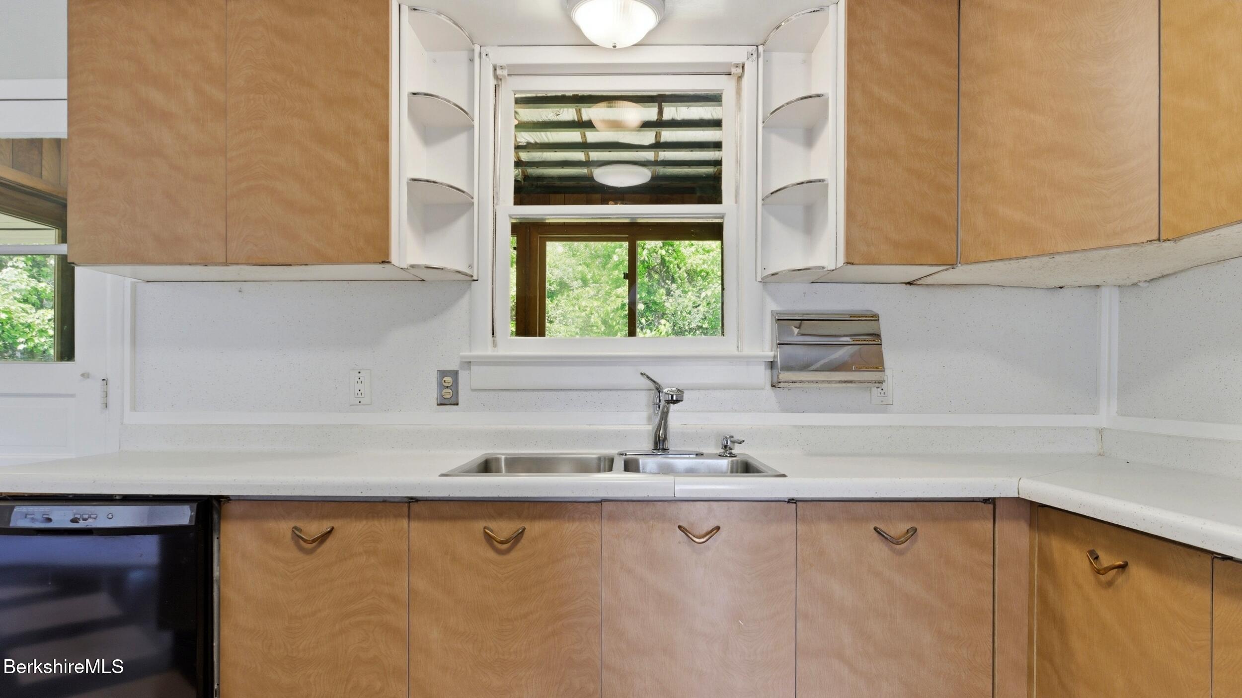 125 Friend Street Adams, MA 01220 - Photo 14 of 33 Kitchen - 04