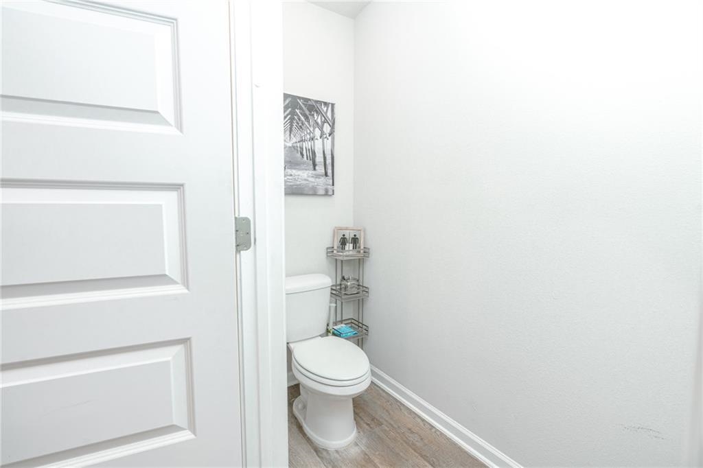 10162 Brodick Loop Daphne, AL 36527 - Photo 27 of 33 Bathroom