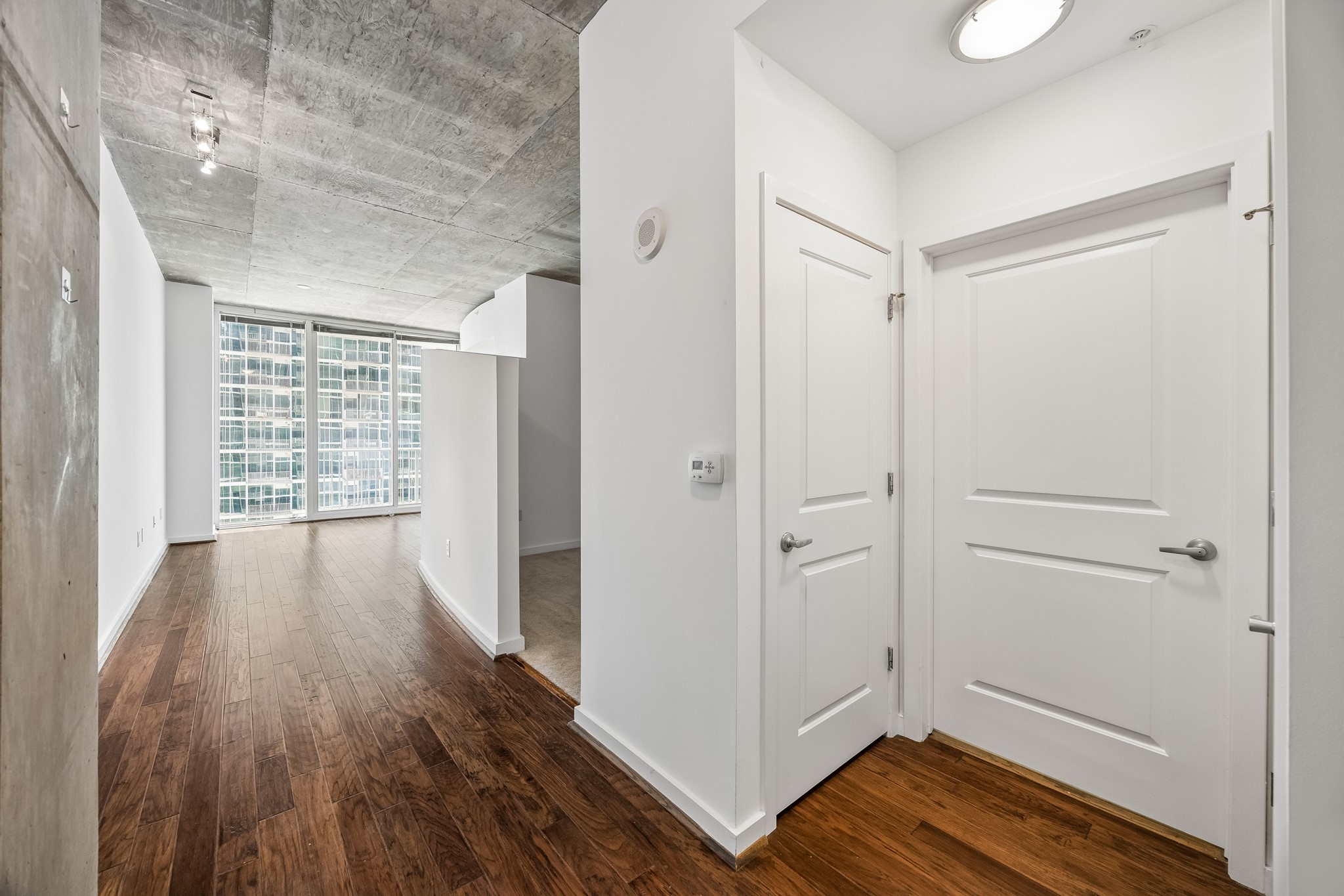 5925 Almeda Road, Unit 11606 Houston, TX 77004 - Photo 2 of 19 Gallery Image 2